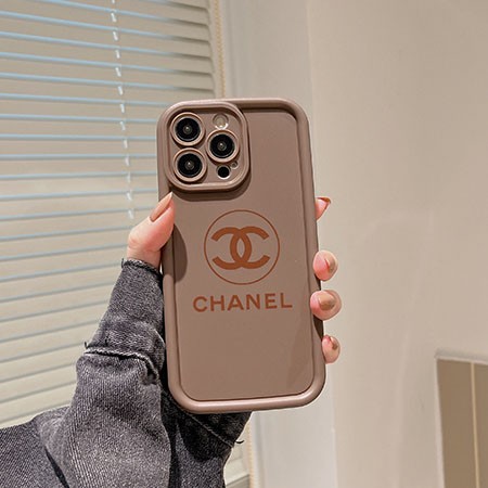 アイフォーン 15 chanel ケース シリコン